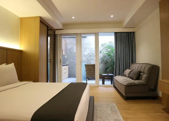 Treehouse Suites - Boutique Serviced Apartment